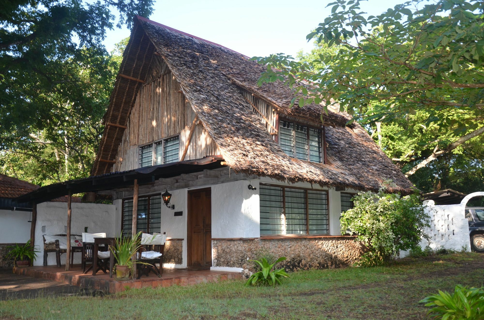 Diani House Hotel Diani Beach Exterior photo